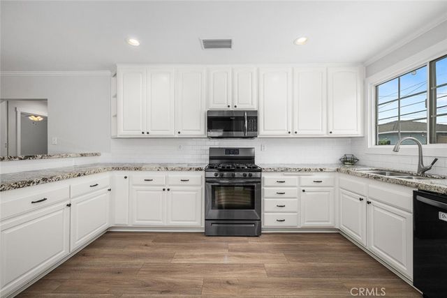 3861 Hackett, Long Beach, CA 90808