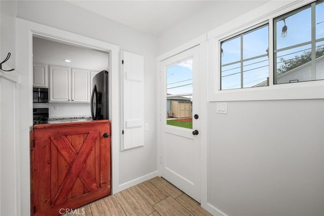 3861 Hackett, Long Beach, CA 90808