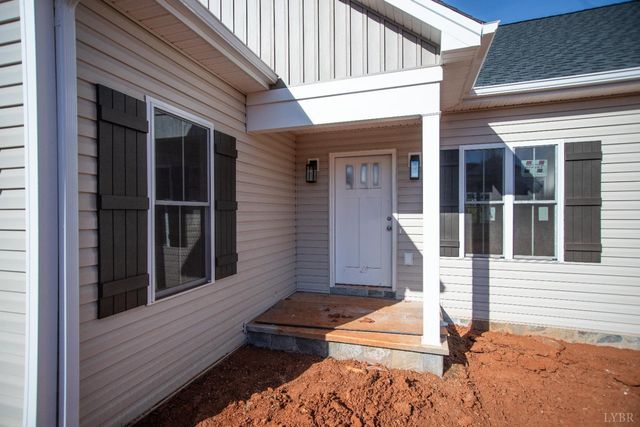 108 Montfair Drive, Amherst, VA 24521