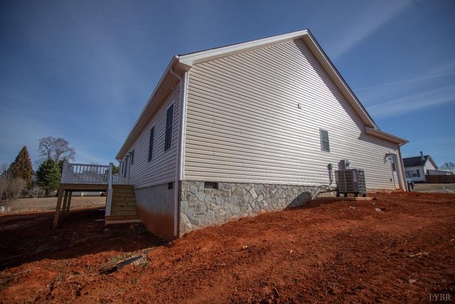 108 Montfair Drive, Amherst, VA 24521