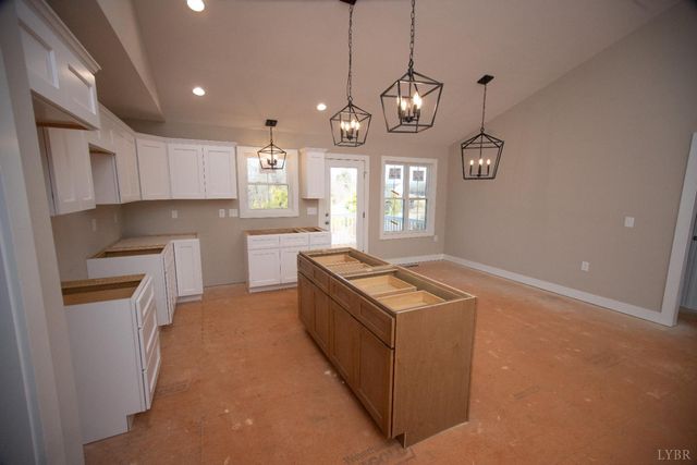 108 Montfair Drive, Amherst, VA 24521