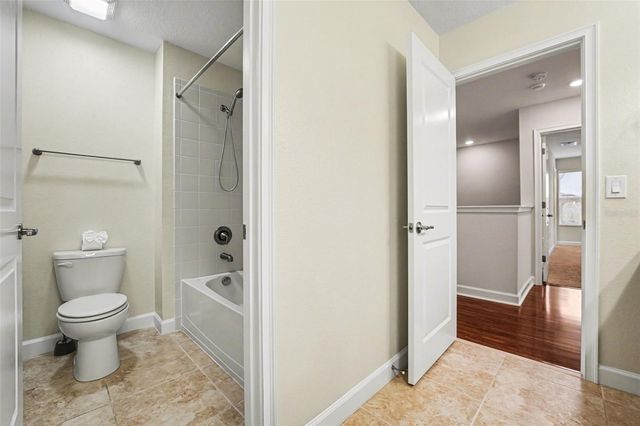 3074 WHITE HORSE COURT, Kissimmee, FL 34746