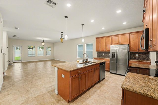 3074 WHITE HORSE COURT, Kissimmee, FL 34746