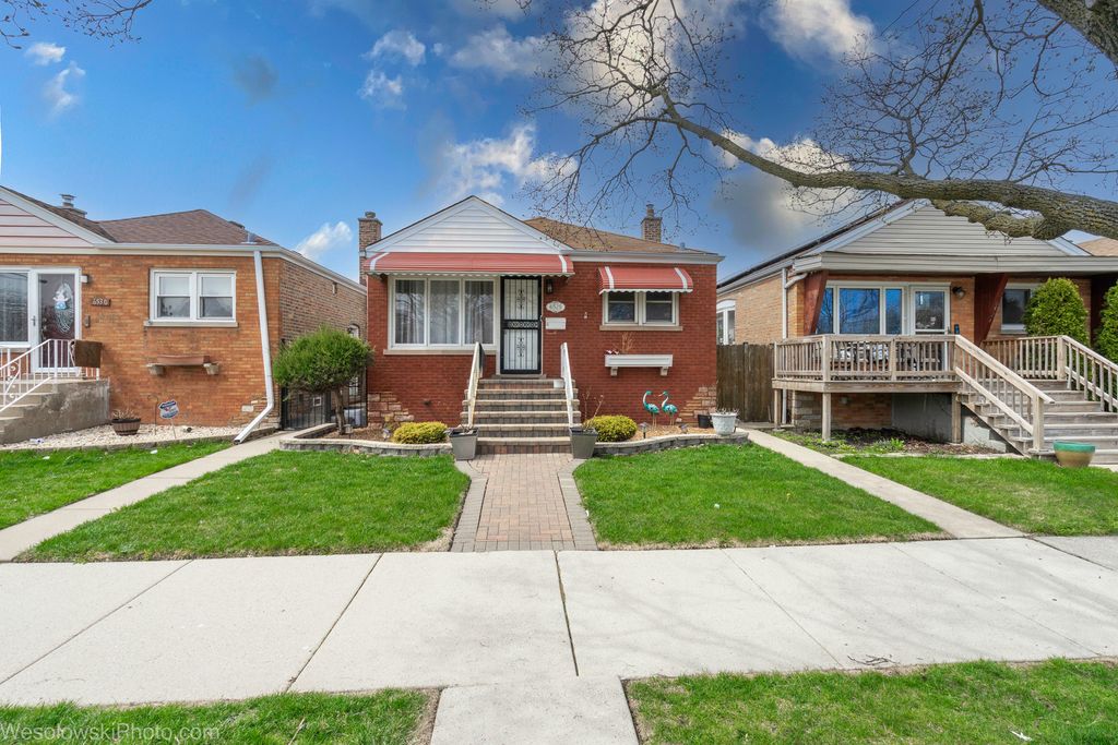 6528 S Kildare Avenue, Chicago, IL 60629