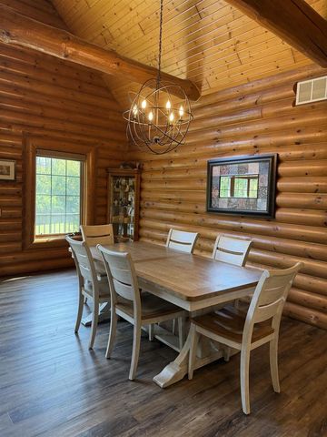 W9150 FOREVERGREEN COURT, Hortonville, WI 54944