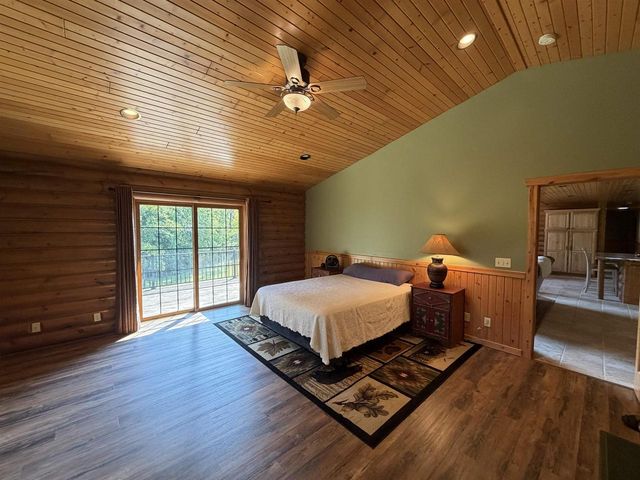 W9150 FOREVERGREEN COURT, Hortonville, WI 54944