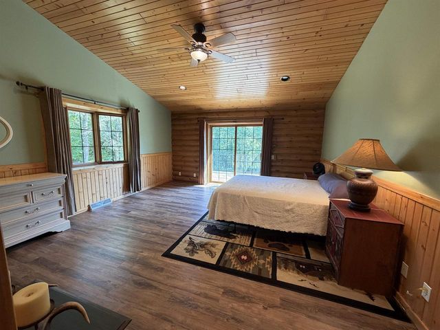 W9150 FOREVERGREEN COURT, Hortonville, WI 54944