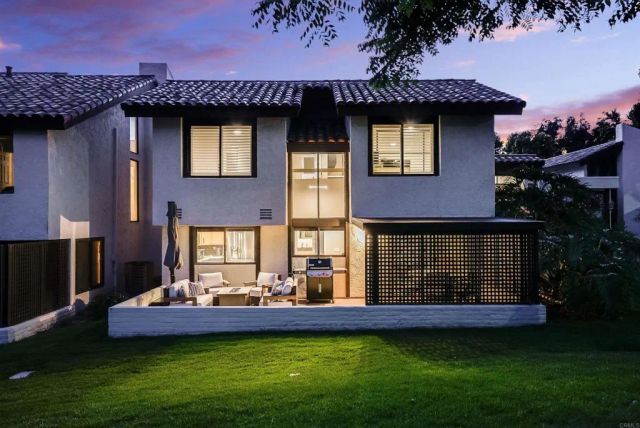622 Camino Santa Barbara, Solana Beach, CA 92075