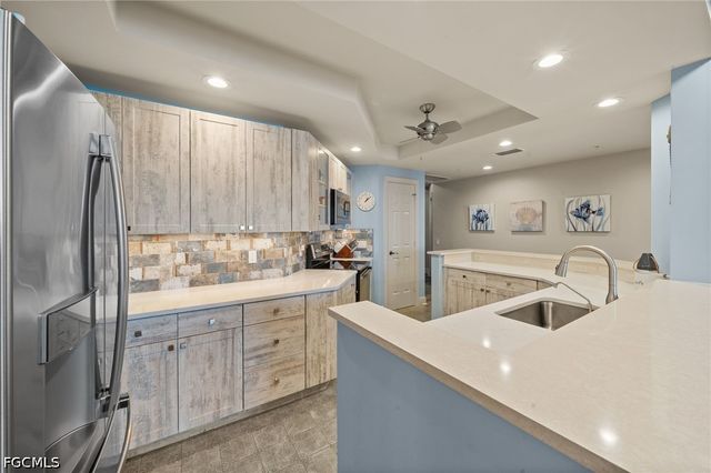 2743 1st ST 1404, Fort Myers, FL 33916