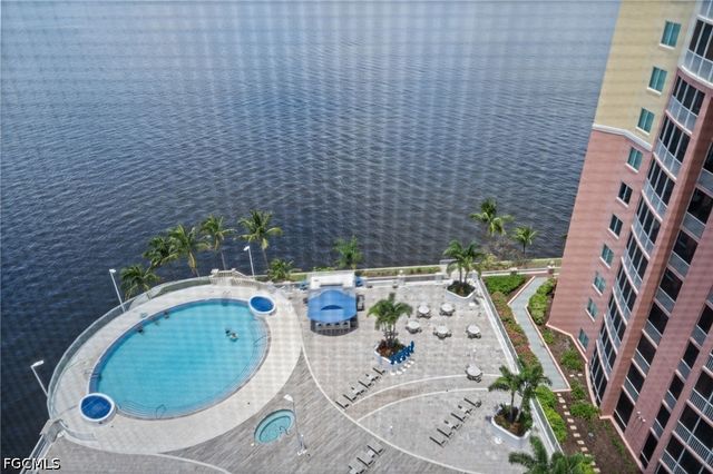 2743 1st ST 1404, Fort Myers, FL 33916