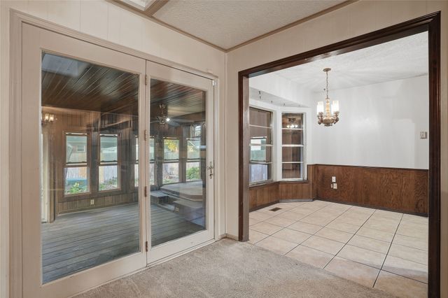 9634 E 26th Place, Tulsa, OK 74129