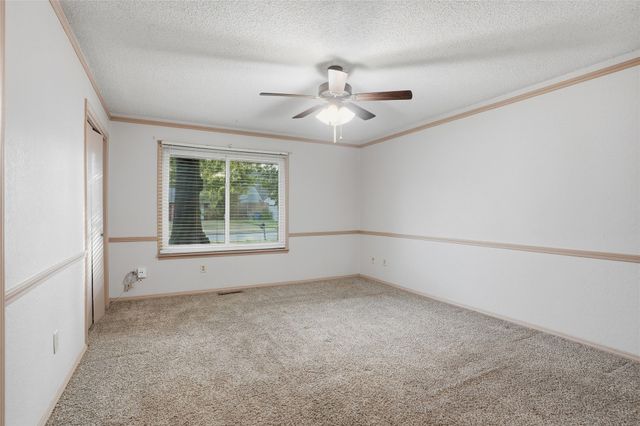 9634 E 26th Place, Tulsa, OK 74129
