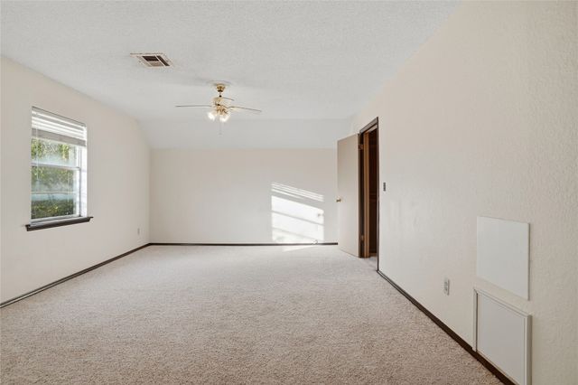 9634 E 26th Place, Tulsa, OK 74129