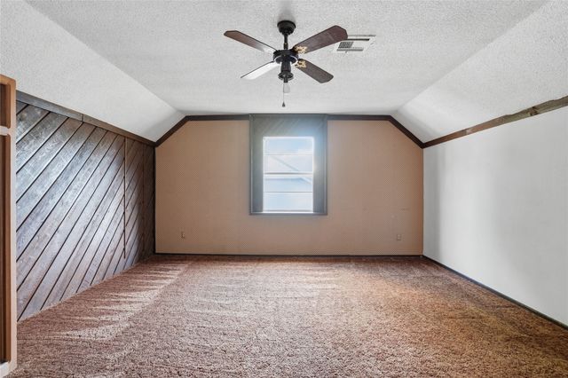 9634 E 26th Place, Tulsa, OK 74129