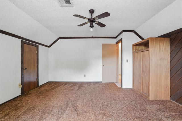 9634 E 26th Place, Tulsa, OK 74129