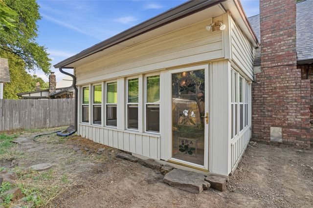 9634 E 26th Place, Tulsa, OK 74129