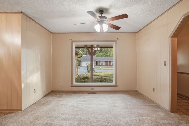 9634 E 26th Place, Tulsa, OK 74129