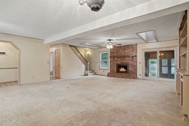 9634 E 26th Place, Tulsa, OK 74129