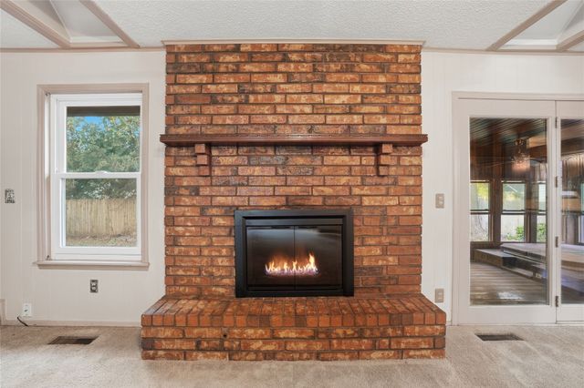 9634 E 26th Place, Tulsa, OK 74129