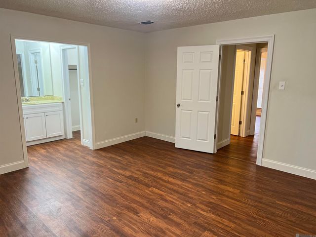 3726 Canyonland Dr, Baton Rouge, LA 70814