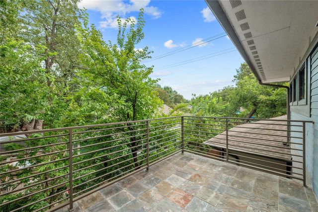 2512 E 2nd ST, Austin, TX 78702