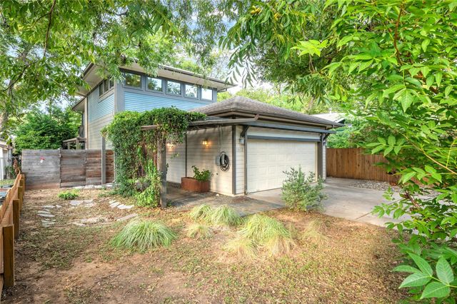 2512 E 2nd ST, Austin, TX 78702