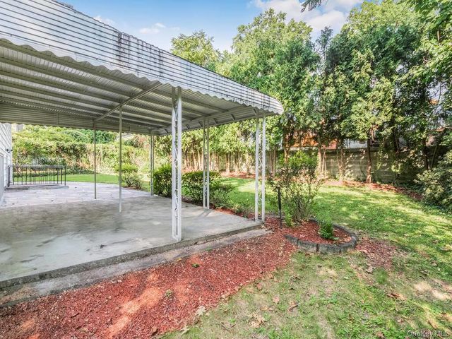 90 Patton Drive, Yonkers, NY 10710