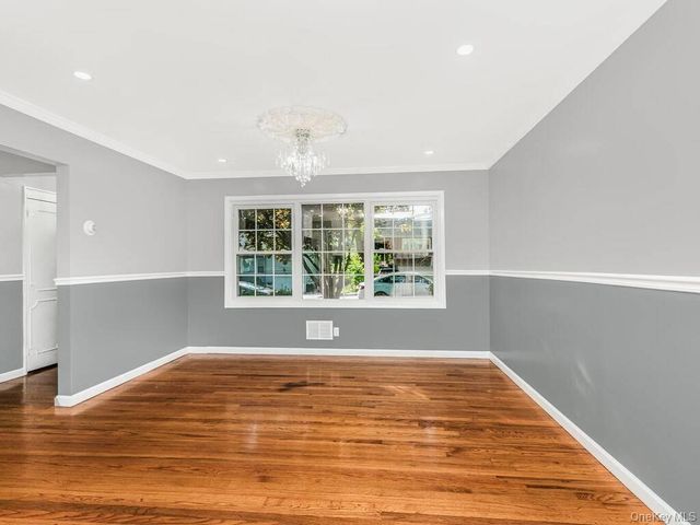 90 Patton Drive, Yonkers, NY 10710