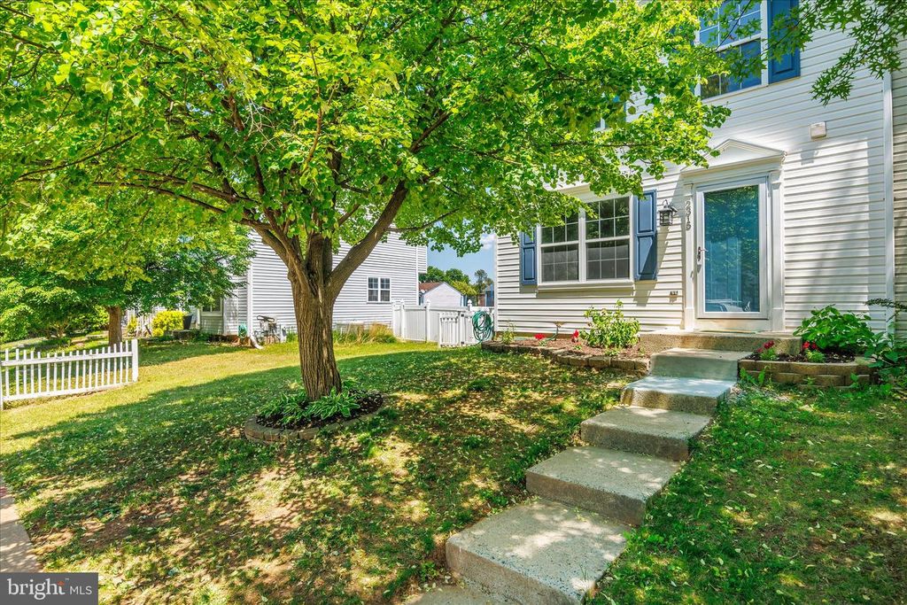 Image 1 of property listing at 2315 BLUEGRASS HEIGHTS, Baltimore, MD 21237