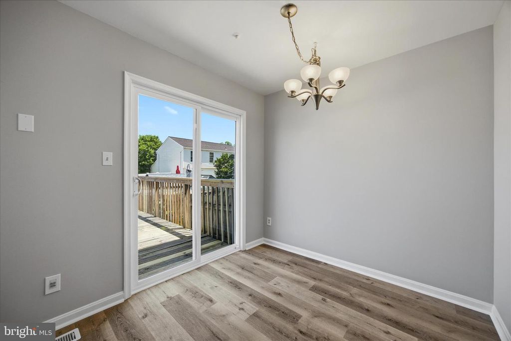 Image 9 of property listing at 2315 BLUEGRASS HEIGHTS, Baltimore, MD 21237
