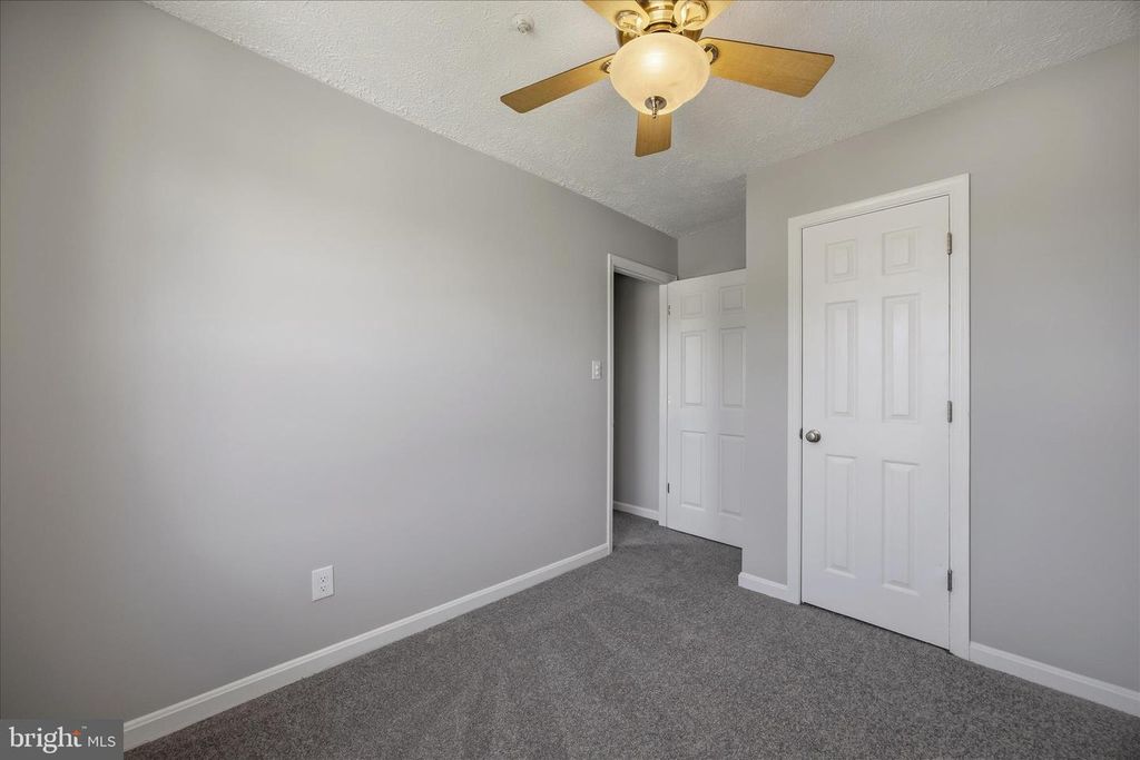 Image 18 of property listing at 2315 BLUEGRASS HEIGHTS, Baltimore, MD 21237
