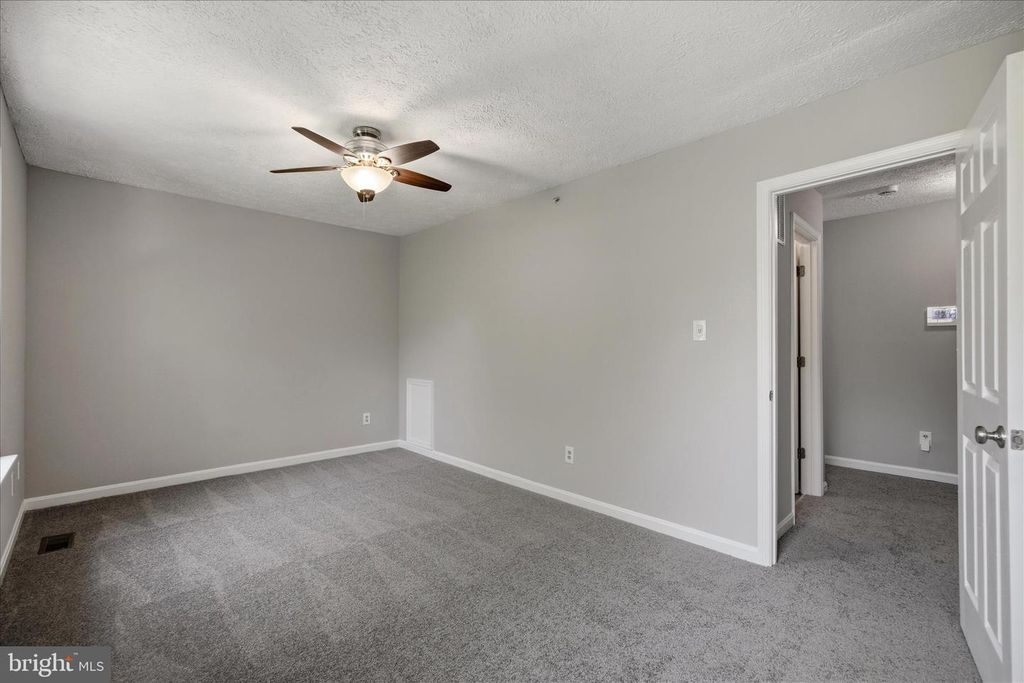 Image 21 of property listing at 2315 BLUEGRASS HEIGHTS, Baltimore, MD 21237