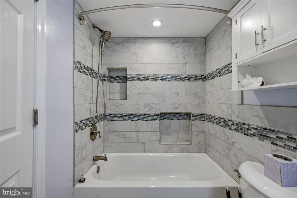 Image 24 of property listing at 2315 BLUEGRASS HEIGHTS, Baltimore, MD 21237