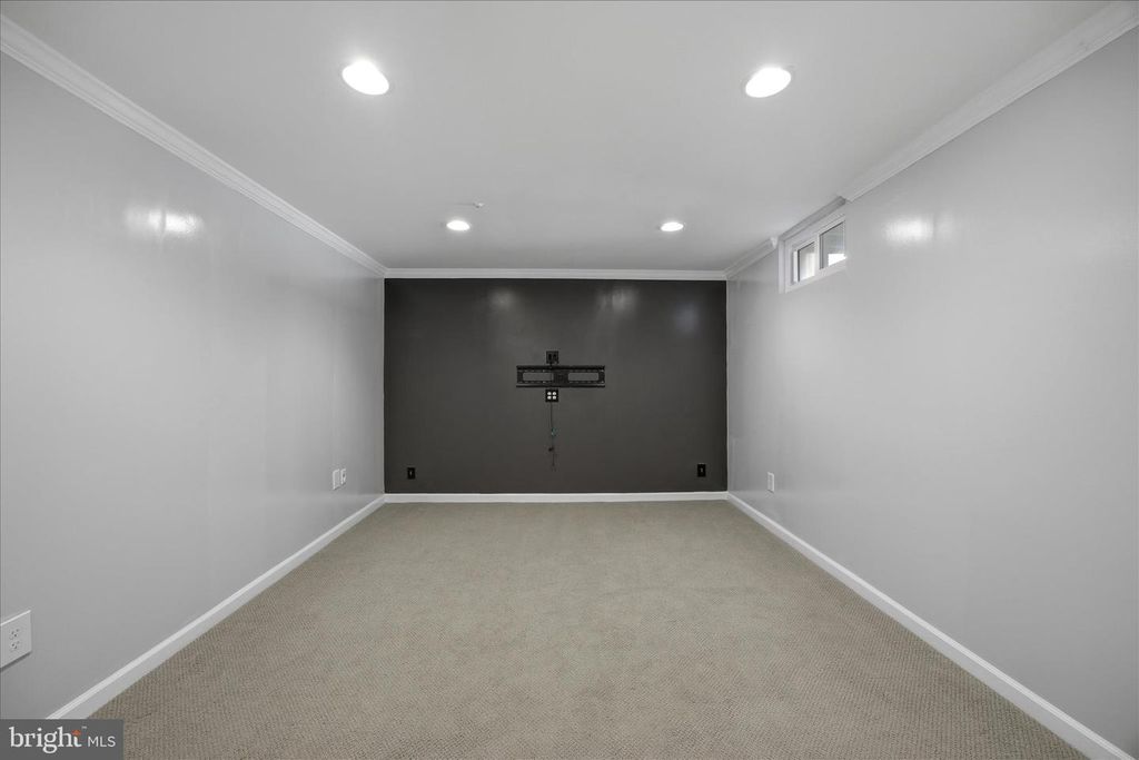 Image 26 of property listing at 2315 BLUEGRASS HEIGHTS, Baltimore, MD 21237