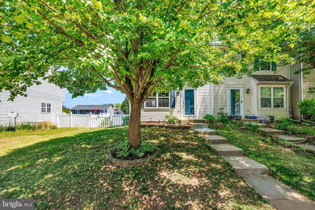 Image 3 of property listing at 2315 BLUEGRASS HEIGHTS, Baltimore, MD 21237