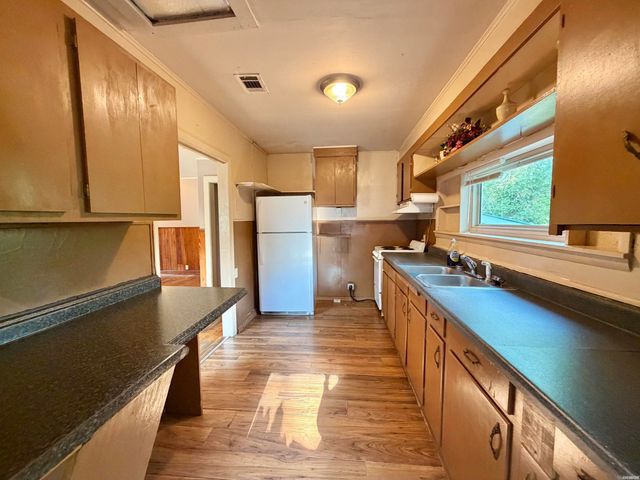 240 Plateau Street, Hot Springs, AR 71901