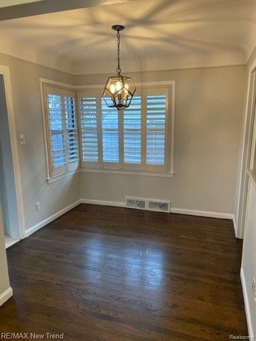 1823 Bradford Road, Birmingham, MI 48009
