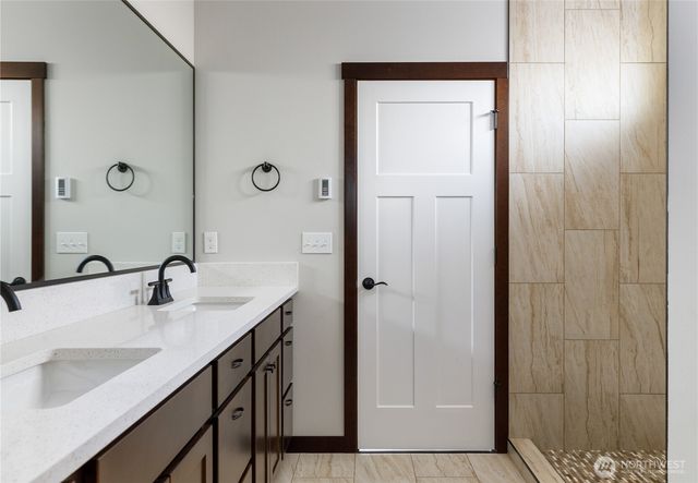 763 NW Shire Street, Oak Harbor, WA 98277