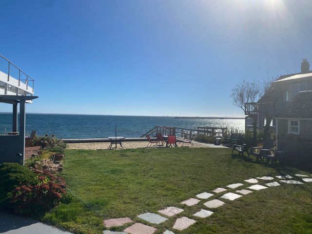 495 Commercial Street U11, Provincetown, MA 02657