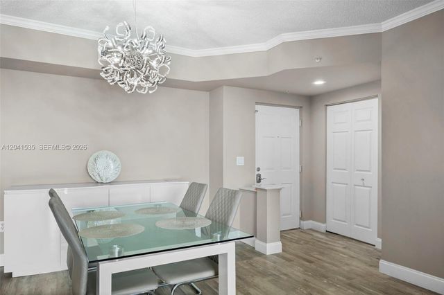 17150 N Bay Road 2913, Sunny Isles Beach, FL 33160