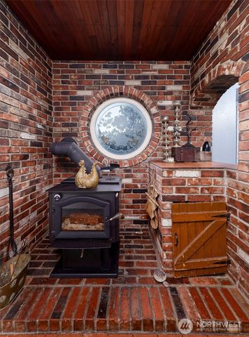 17991 E State Route 3, Allyn, WA 98524