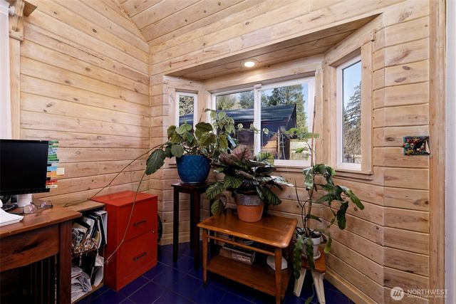 17991 E State Route 3, Allyn, WA 98524