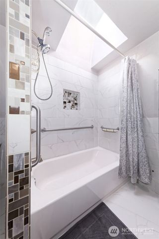 17991 E State Route 3, Allyn, WA 98524