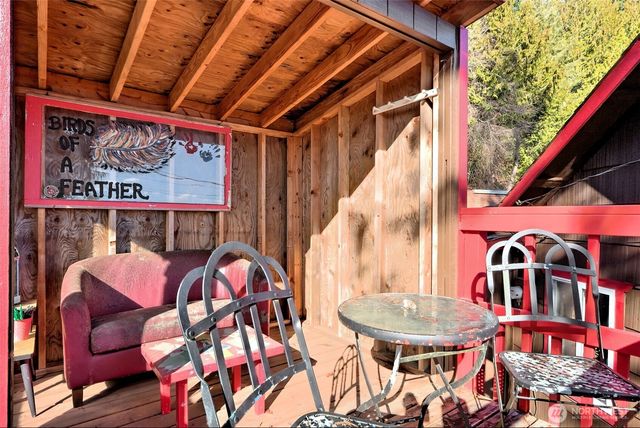 17991 E State Route 3, Allyn, WA 98524