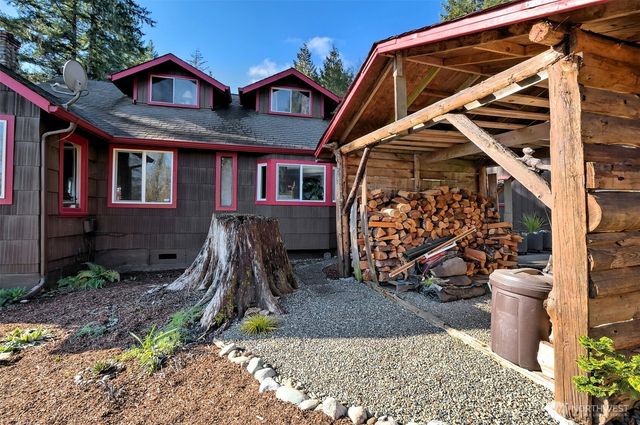 17991 E State Route 3, Allyn, WA 98524