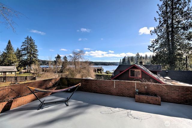 17991 E State Route 3, Allyn, WA 98524