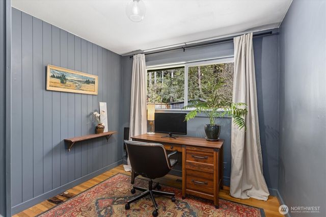 3008 NE 178th Street, Lake Forest Park, WA 98155