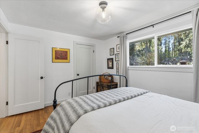 3008 NE 178th Street, Lake Forest Park, WA 98155