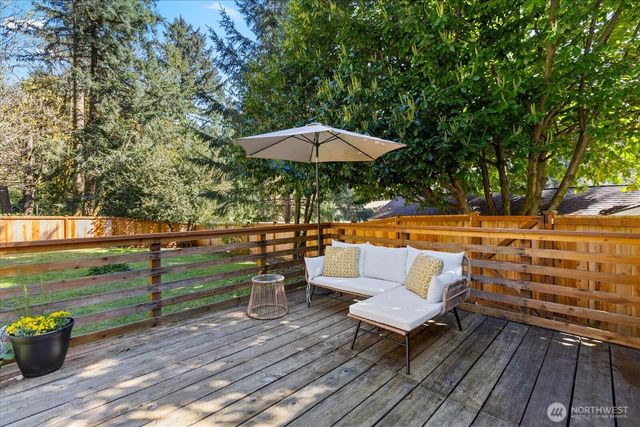 3008 NE 178th Street, Lake Forest Park, WA 98155