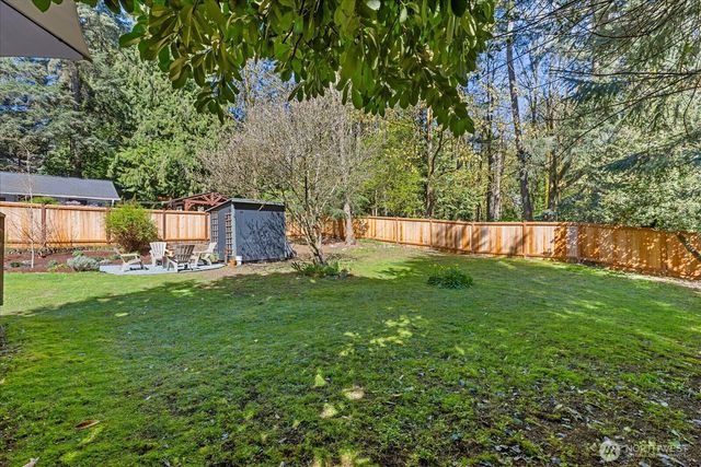 3008 NE 178th Street, Lake Forest Park, WA 98155